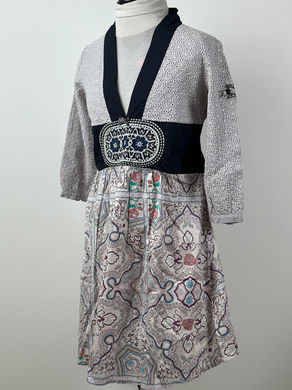 Odd Molly medaljonkimekko (koko M)